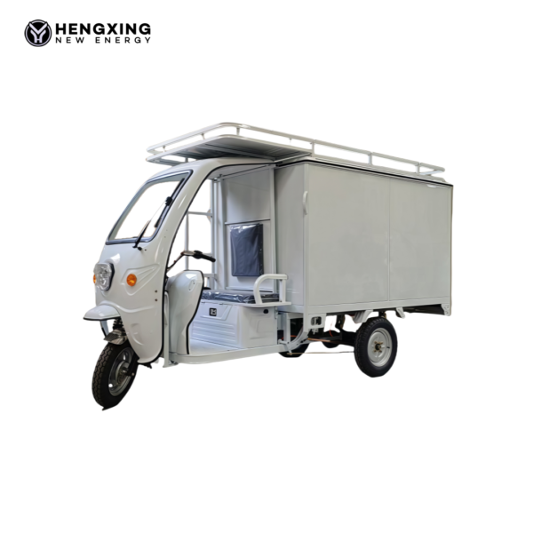 HengXing Enclosed Electric Cargo Tricycle – Weather-Proof and Efficient